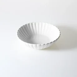 Zestaw talerzy porcelanowych Lotus 18 elementów (biały)