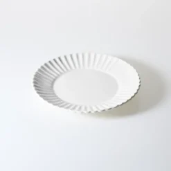 Zestaw talerzy porcelanowych Lotus 18 elementów (biały)